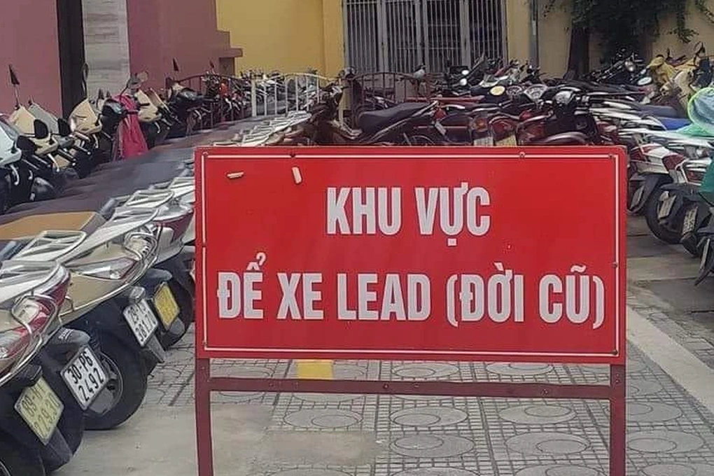 Không phải ngẫu nhiên mà Honda LEAD lại được các bãi giữ xe dành riêng vị trí VIP Pro thế này đâu, hỏi ra là nguyên nhân “s:ợ ơi s:ợ” này đây