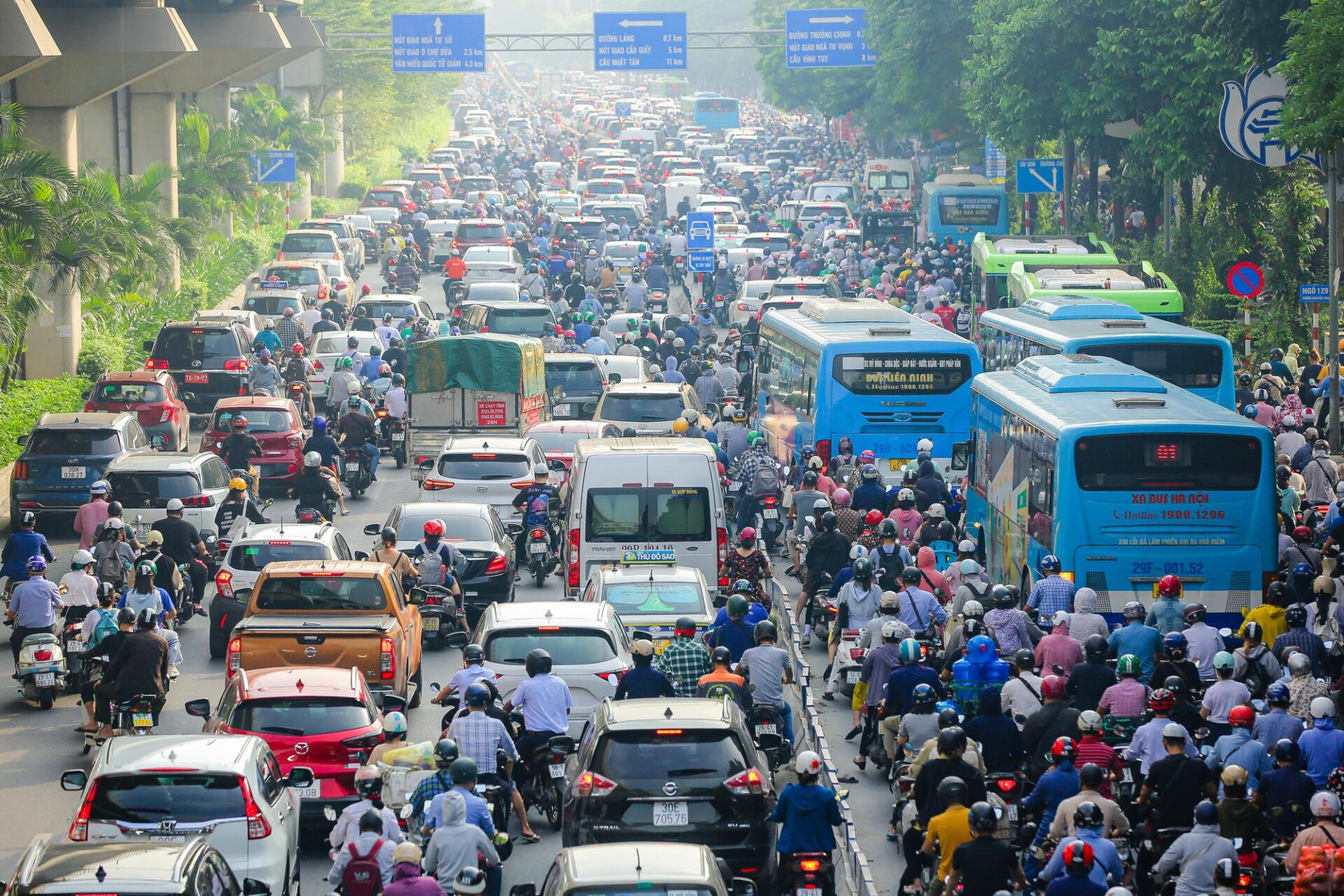 3 tỉnh có nhiều ô tô nhất Việt Nam: Khó tin với tỉnh số 3 ít ai ngờ có nhiều ô tô thế